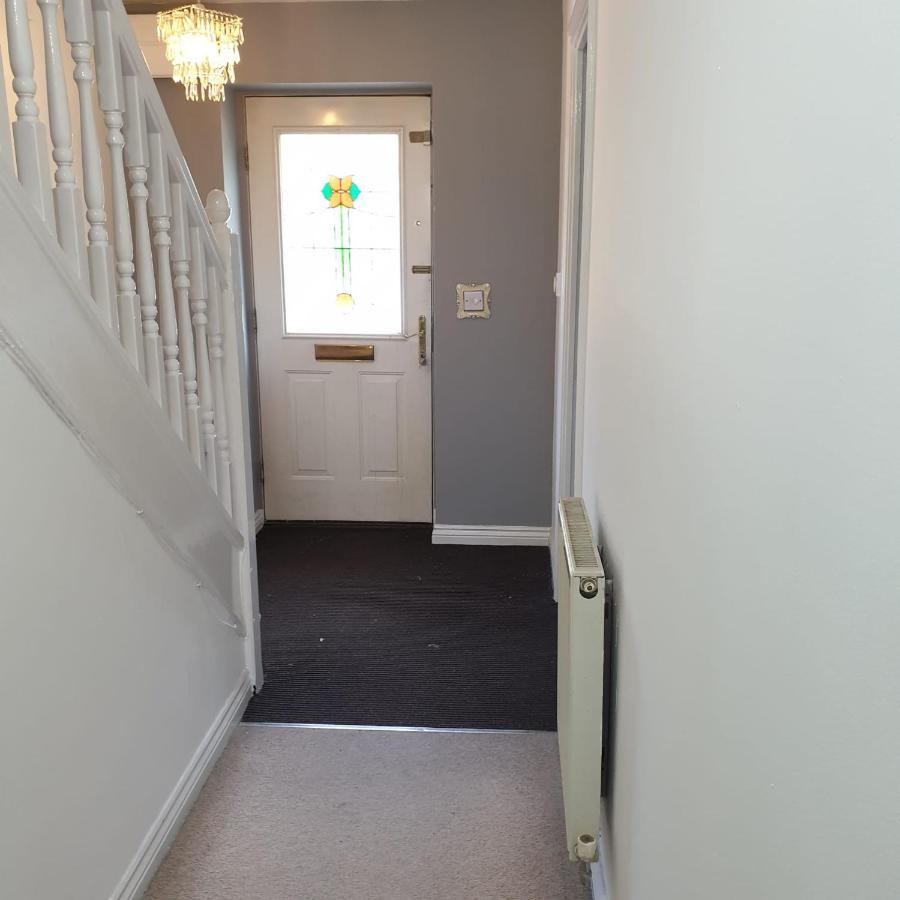 Queens Rooms, A Perfect Stay, Next To Shopping Parks And Central Manchester Exterior foto